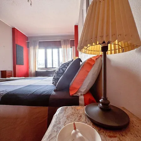 Big Luminous 4 Bedroom House *